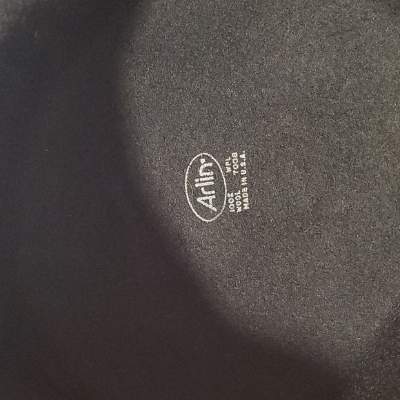 classic hat - Picture 2 of 3